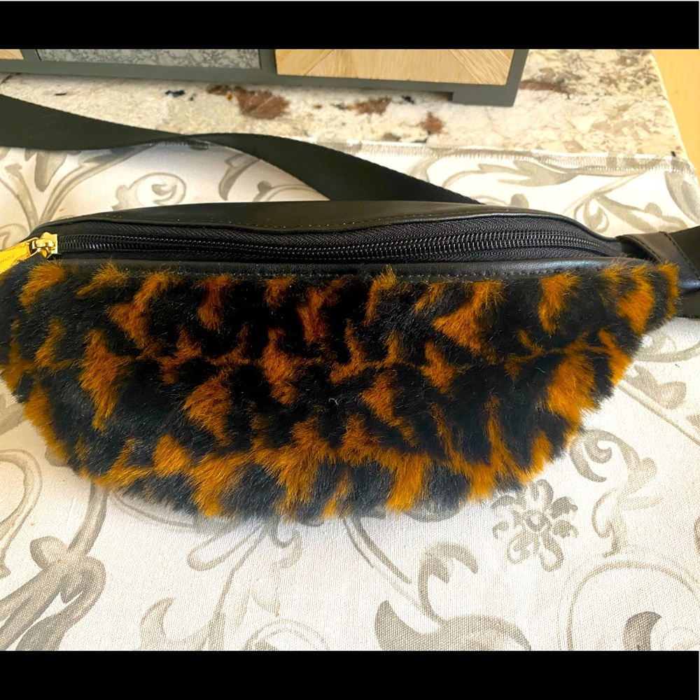 NWT Michael Kors  Faux Fur Leather Belt Fanny